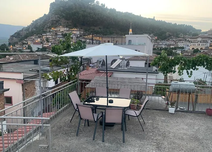 In Berat's Center 公寓 培拉特