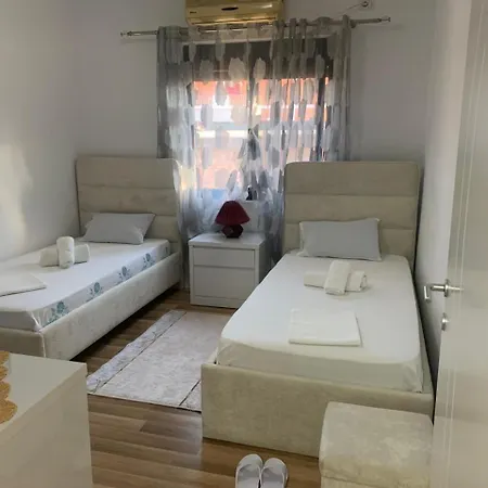 In Berat's Center Апартаменты