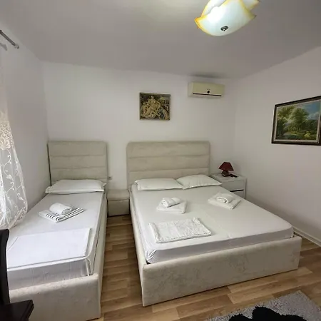 In Berat's Center *